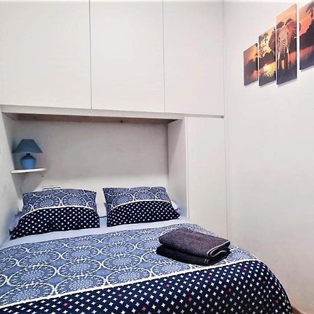 Habitacion En Centro De Ciudad Con Bano Compartido パンプローナ エクステリア 写真